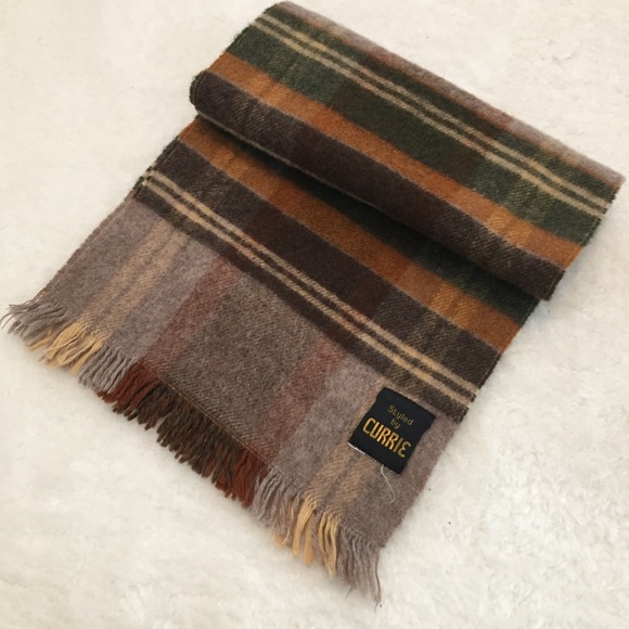 Other - Beautiful vintage wool scarf